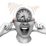 Collage de persona taponando sus oídos